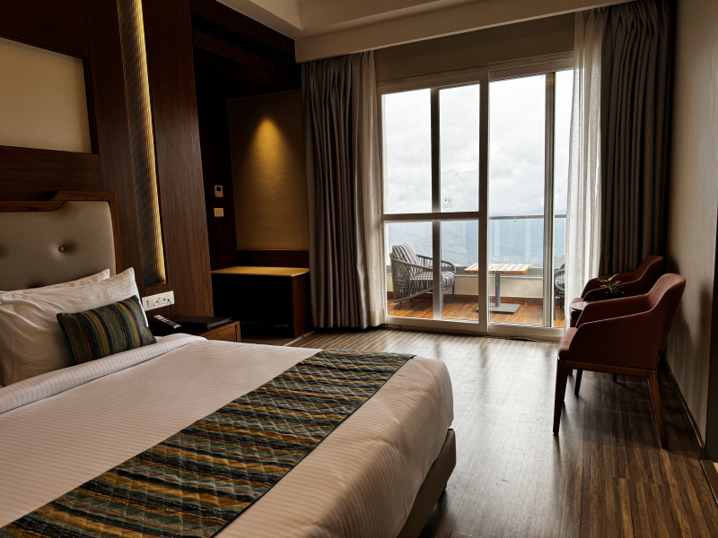 Presidential Suite with Panoramic Views